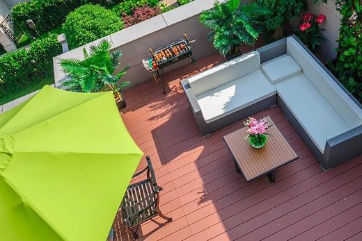 Apartment in Clichy, Hauts-de-Seine