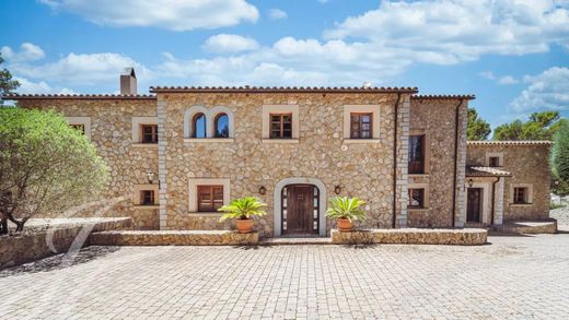 Luxury home in Puigpunyent, Province of Balearic Islands
