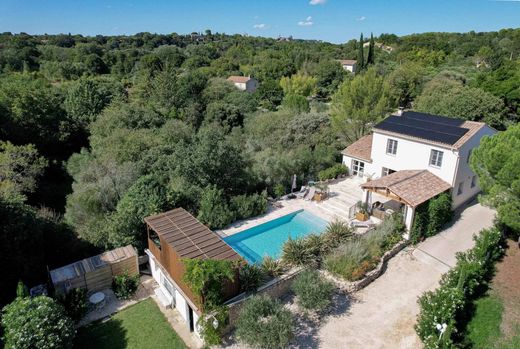 Maison de luxe à Uzès, Gard