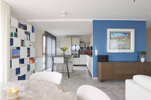 Piso / Apartamento en Genas, Ródano