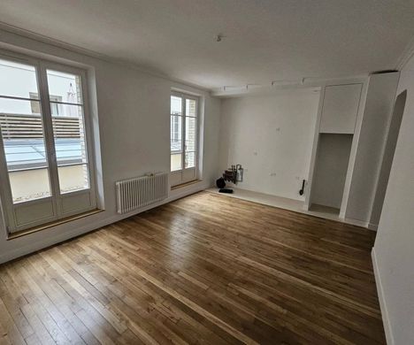 Apartment in Monceau, Courcelles, Ternes, Paris