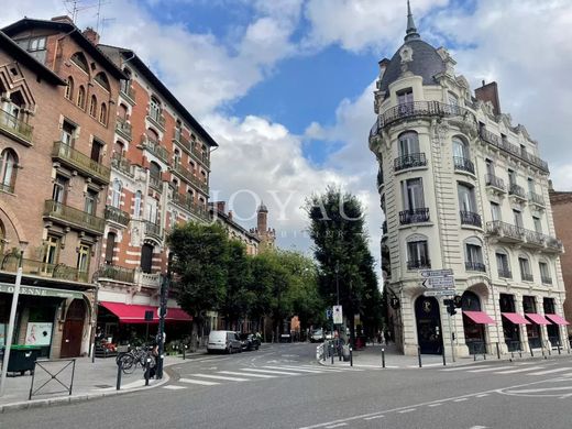 Apartment / Etagenwohnung in Toulouse, Haute-Garonne