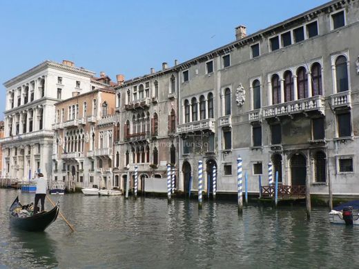 ﻓﻨﺪﻕ ﻓﻲ البندقية, Provincia di Venezia