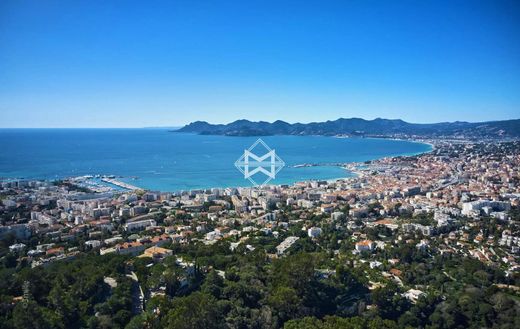 ﻓﻴﻼ ﻓﻲ كان, Alpes-Maritimes