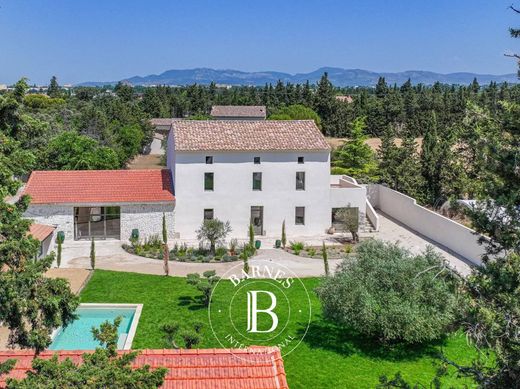 Luxury home in Pernes-les-Fontaines, Vaucluse