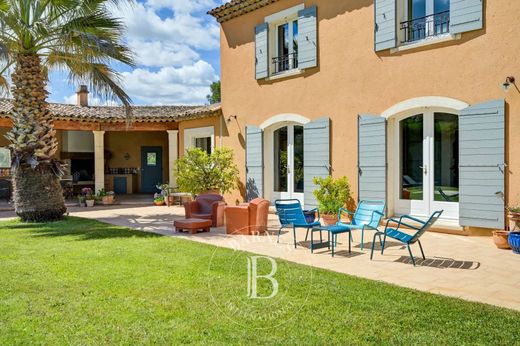 Maison de luxe à Meyrargues, Bouches-du-Rhône