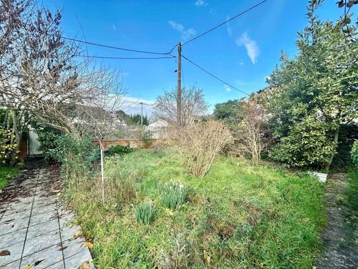 호화 저택 / Bègles, Gironde