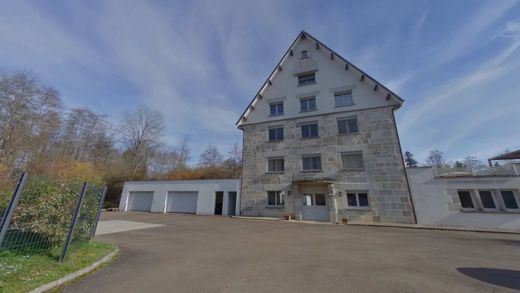 Apartment / Etagenwohnung in Besançon, Doubs