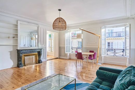 Apartment / Etagenwohnung in Provence-Opéra – Grands Boulevards, Paris