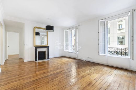 Daire Monceau, Courcelles, Ternes, Paris