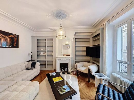 Apartament w Tour Eiffel, Invalides – Ecole Militaire, Saint-Thomas d’Aquin, Paris