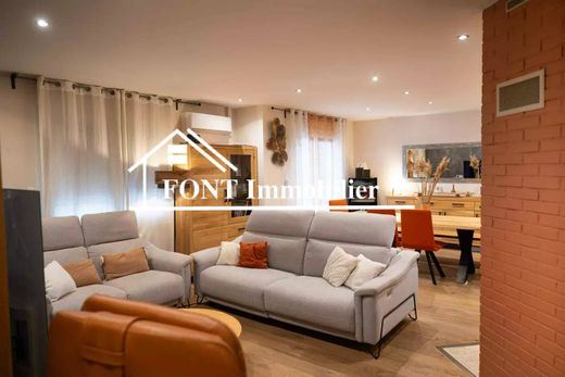 호화 저택 / Cellieu, Loire