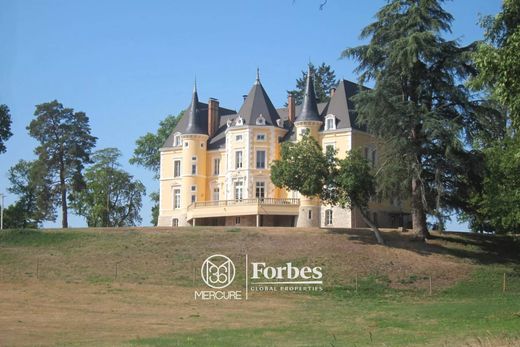 Kasteel in Étang-sur-Arroux, Saône-et-Loire