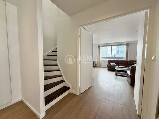 Duplex in Courbevoie, Hauts-de-Seine