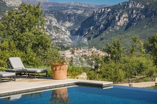 Luxury home in Châteauneuf-Grasse, Alpes-Maritimes