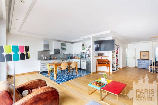 Apartment in Monceau, Courcelles, Ternes, Paris