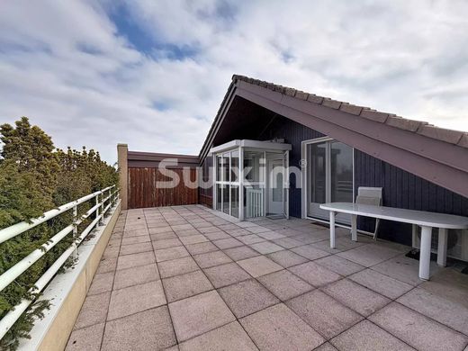 Apartment in Ferney-Voltaire, Ain