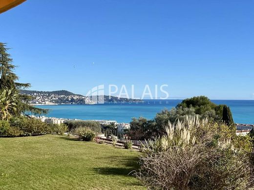 Apartment / Etagenwohnung in Nizza, Alpes-Maritimes