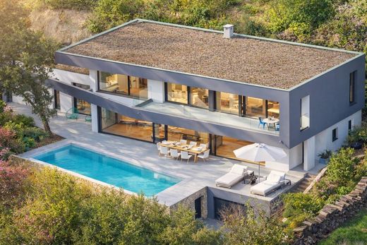 Villa in Aix-en-Provence, Bouches-du-Rhône