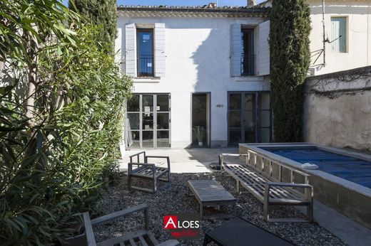 Luxus-Haus in Aigues-Mortes, Gard