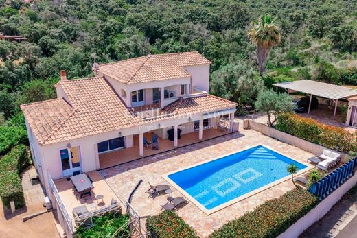 Вилла, Porticcio, South Corsica