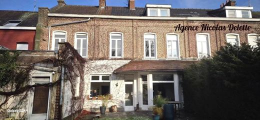 Luksusowy dom w Linselles, North