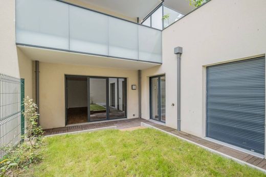 Apartment in Saint-Cloud, Hauts-de-Seine