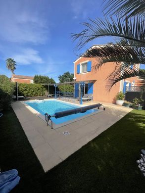 منزل ﻓﻲ Cogolin, Var