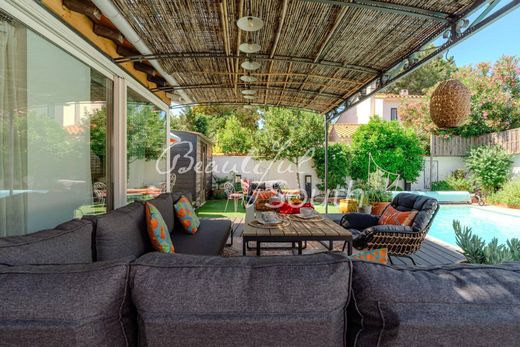Luxury home in Perpignan, Pyrénées-Orientales