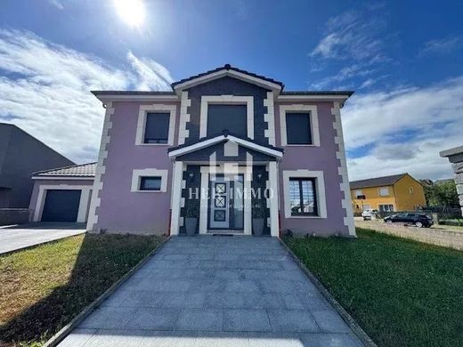 豪宅  Russange, Moselle