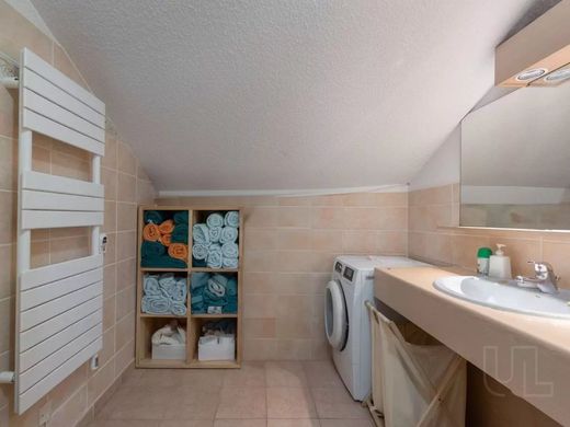 Apartment in La Perrière, Savoy