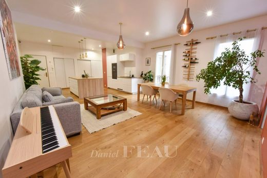 Apartment in Versailles, Yvelines