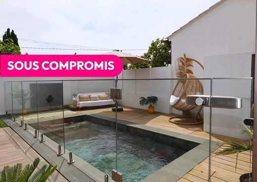 La Garde, Varの高級住宅