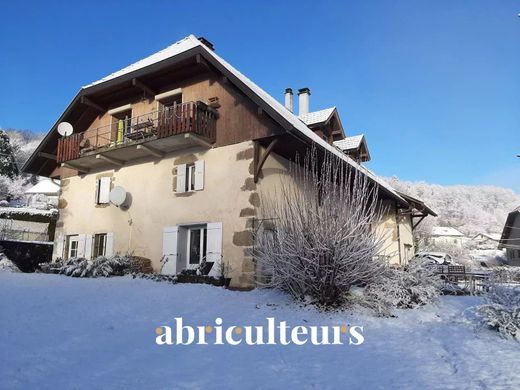 Πολυτελή κατοικία σε Charvonnex, Haute-Savoie