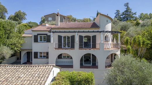 Luxus-Haus in Grasse, Alpes-Maritimes