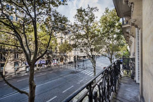 Apartament w Champs-Elysées, Madeleine, Triangle d’or, Paris