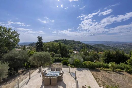 Villa in Châteauneuf-Grasse, Alpes-Maritimes