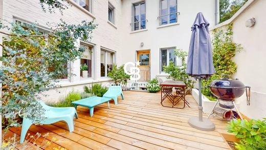 Luxury home in Malakoff, Hauts-de-Seine