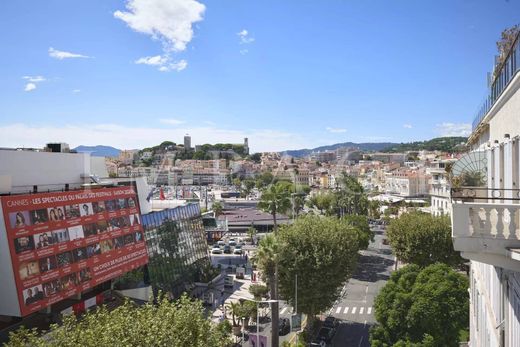 아파트 / 칸, Alpes-Maritimes