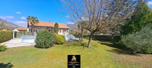 Villa en Vif, Isere