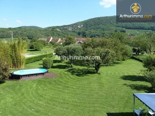 Luxus-Haus in Beaufort, Jura