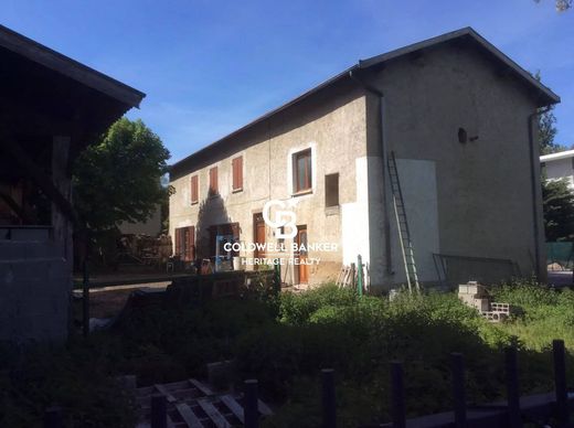 Apartament w Mions, Rhône