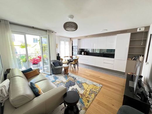 Apartment in Clamart, Hauts-de-Seine