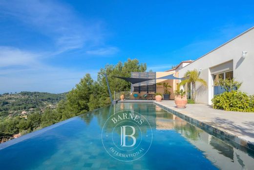 Sanary-sur-Mer, Varの高級住宅