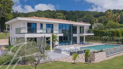 Luxus-Haus in Mougins, Alpes-Maritimes