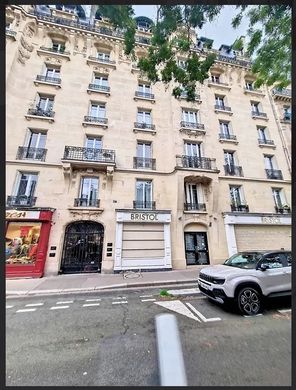 ‏בניין ב  Paris 20 Ménilmontant, Paris