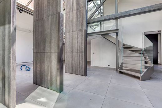 Luksusowy dom w Suresnes, Hauts-de-Seine