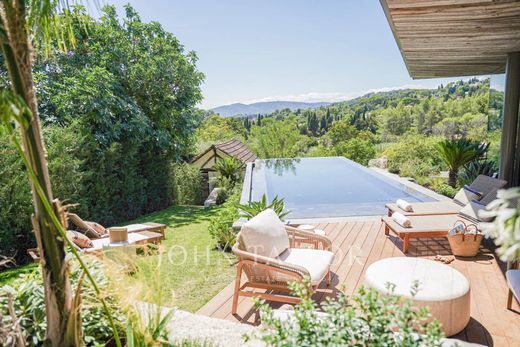 Luxury home in Mougins, Alpes-Maritimes