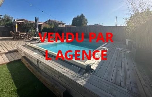 Casa di lusso a Gujan-Mestras, Gironda