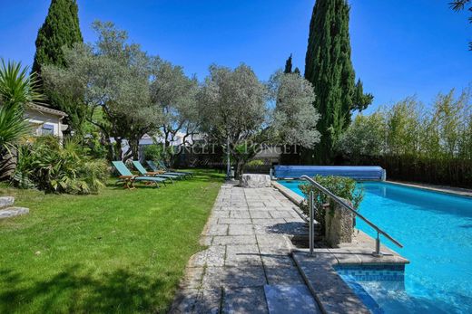 Luxury home in Saint-Mamert-du-Gard, Gard